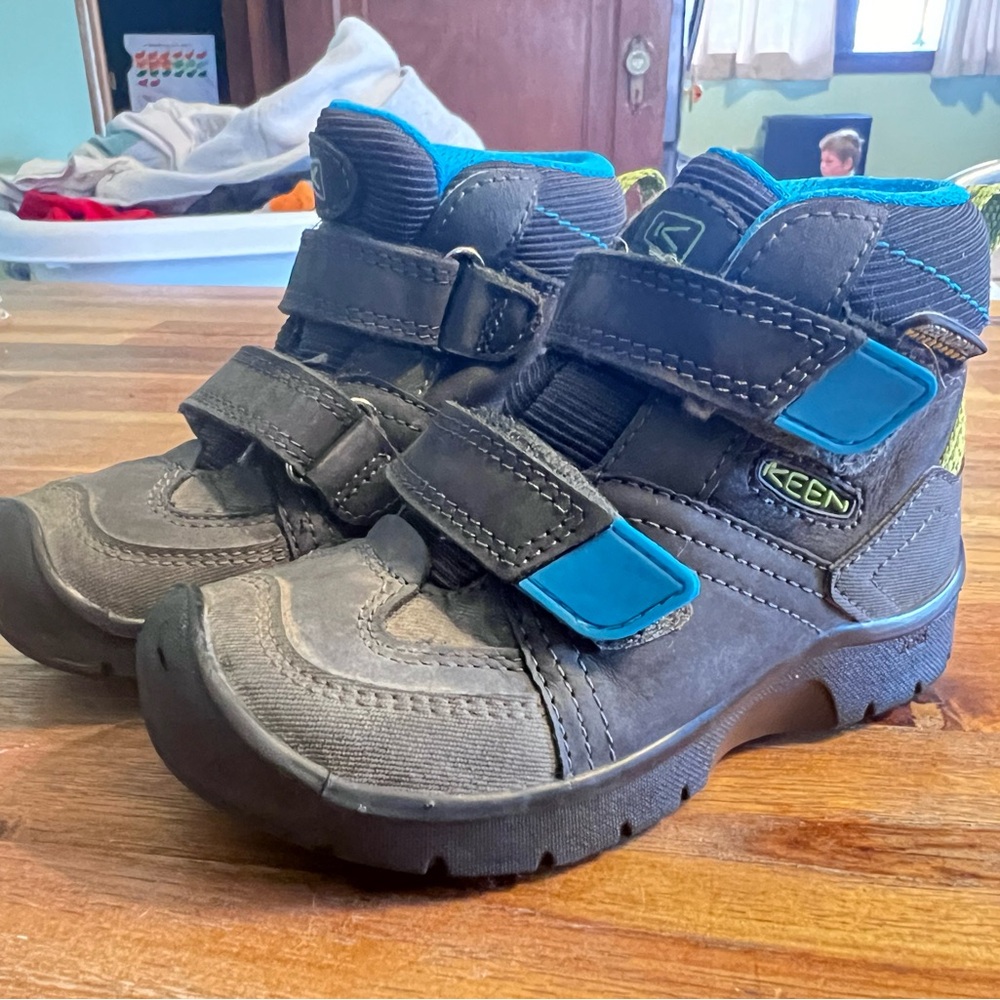 Keen shoes